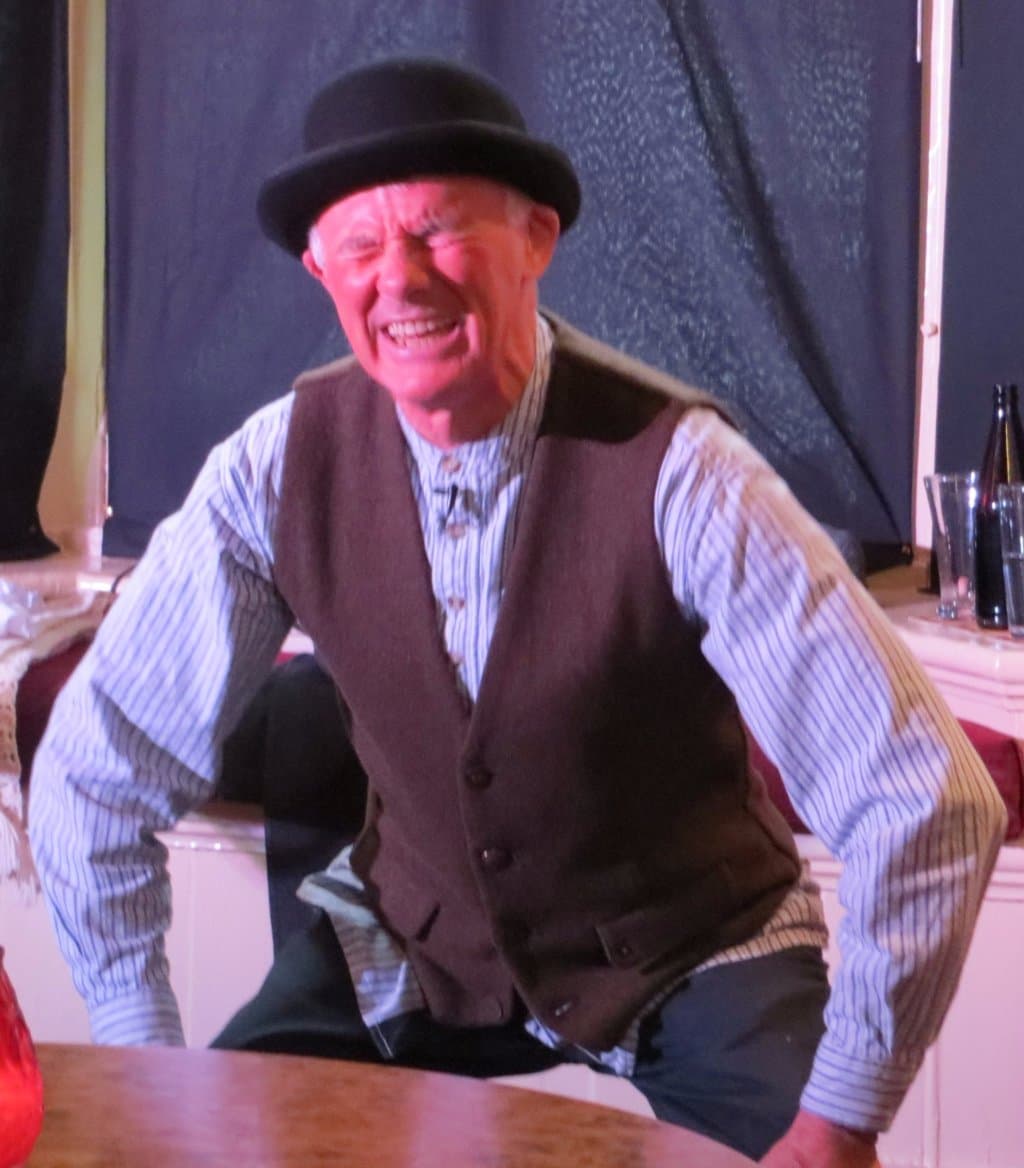 Robert Gogan - Strolling through Ulysses