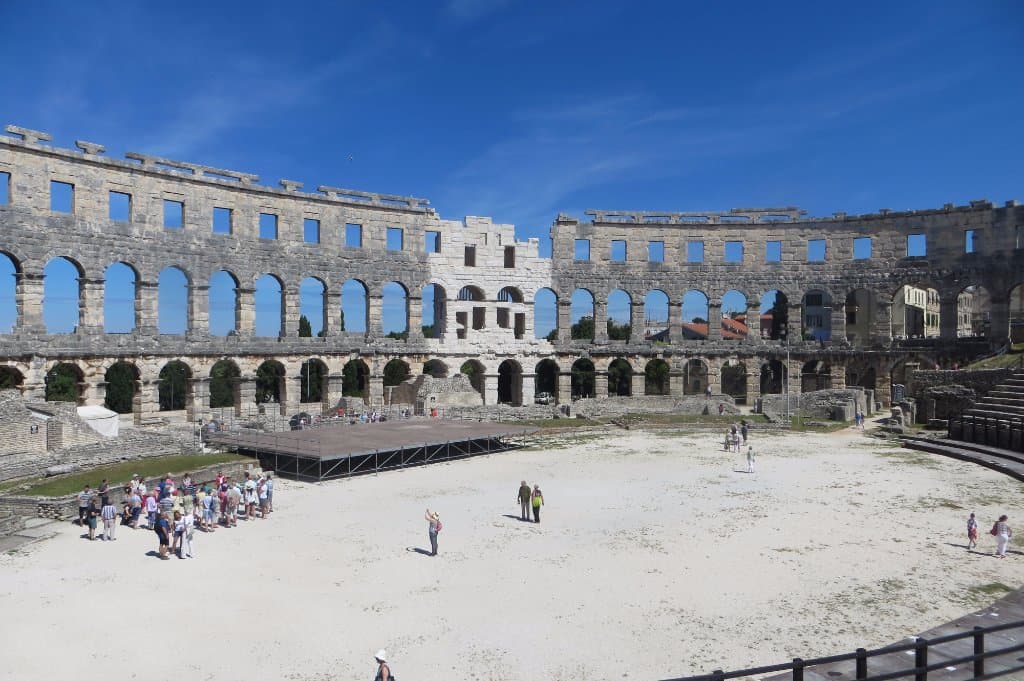 Just imagine the gladiators and spectators here!