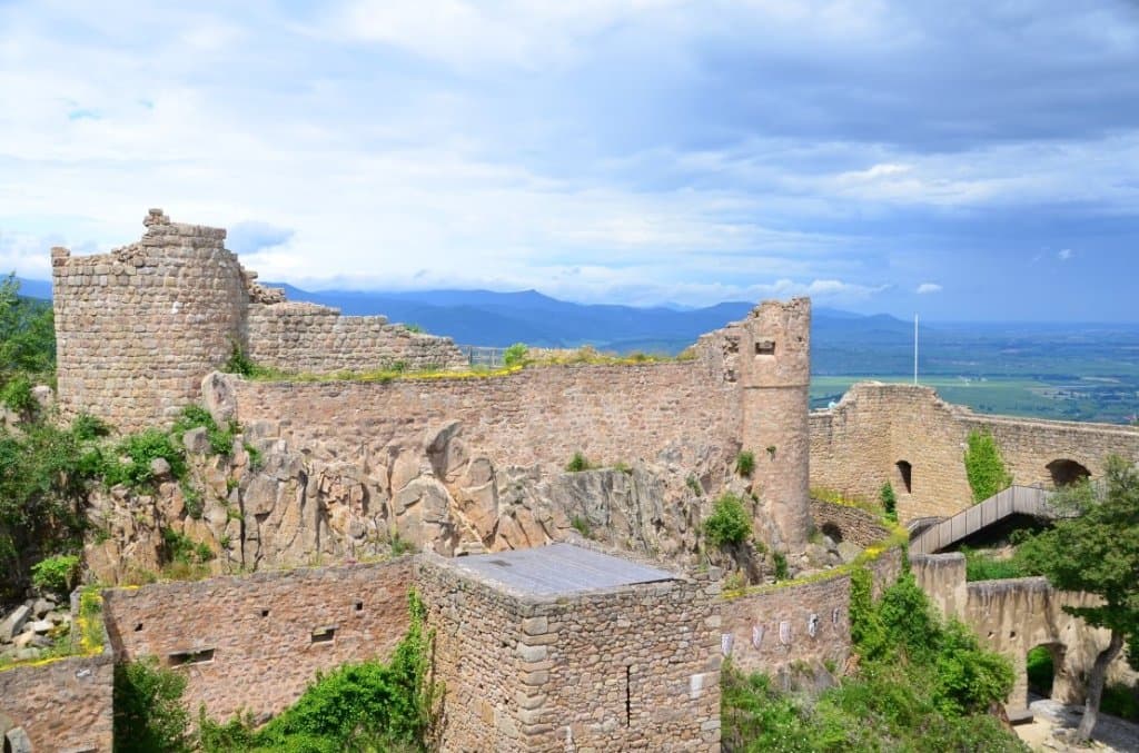 Hohlandsbourg Castle