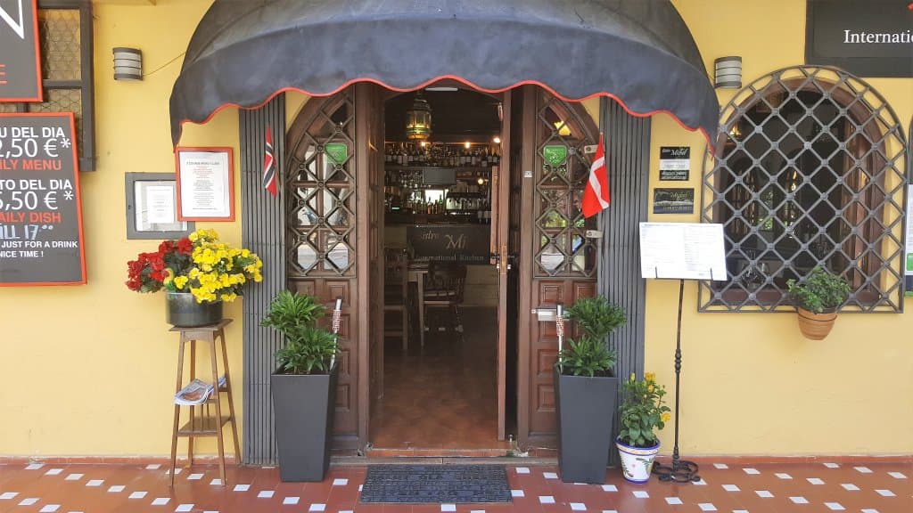BISTRO MICHEL FUENGIROLA 
Tel.952660766