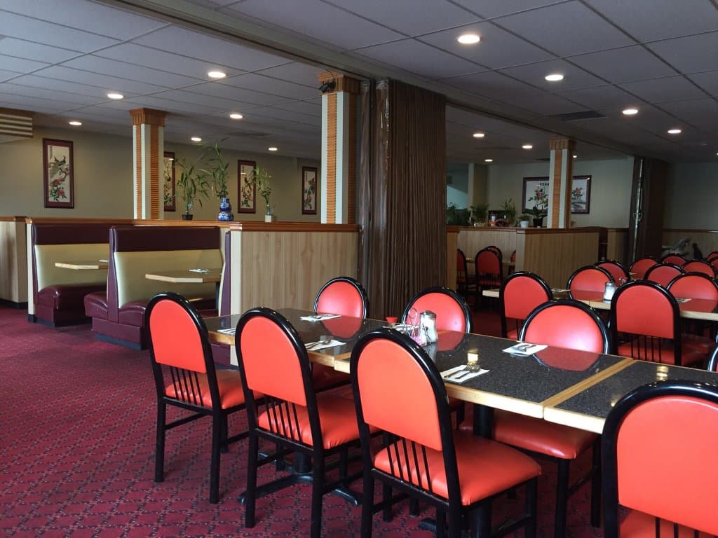 Golden Luck Restaurant & Lounge
