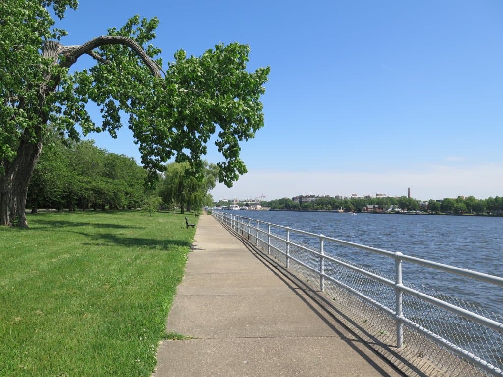 The trail around Hains Point