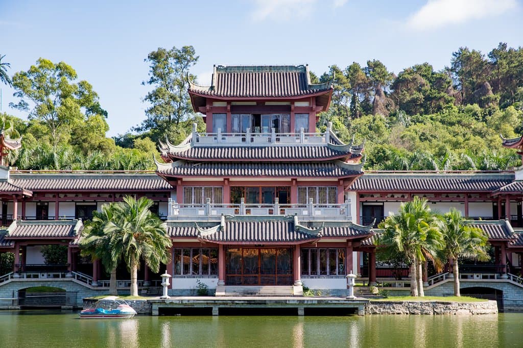 One of the pavilions at Qingxiu Mountain
