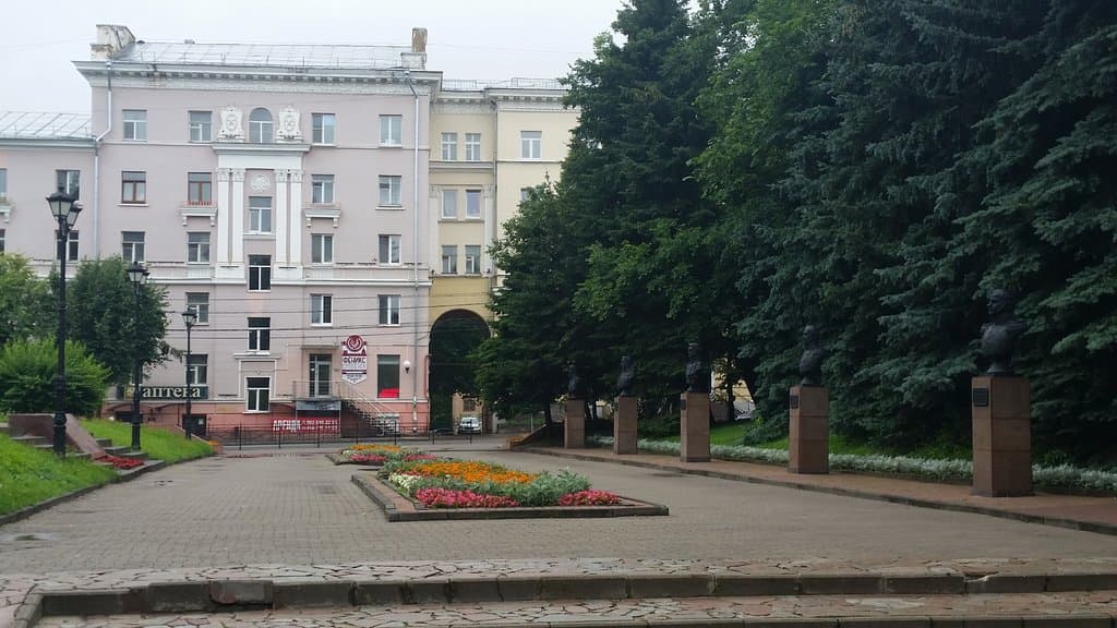 Аллея героев 1812 года