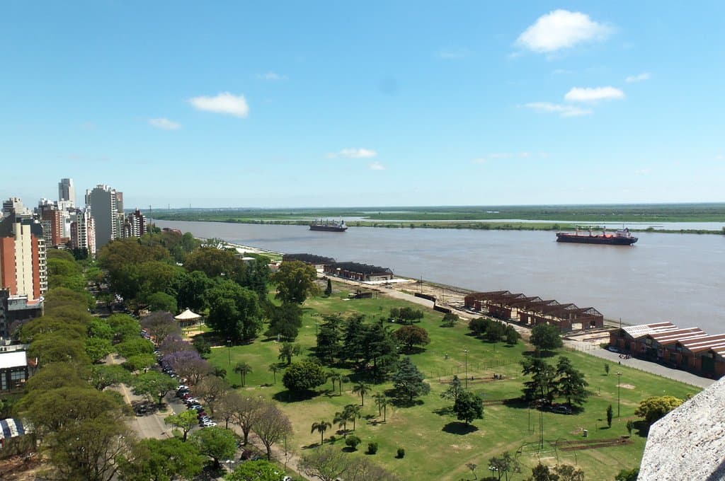 el majestuoso Río Paraná, (delta)