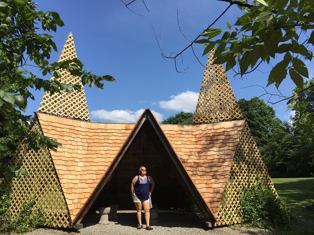 This is a must visit!!!   What a wonderful way to display art. You can either just drive thru. O