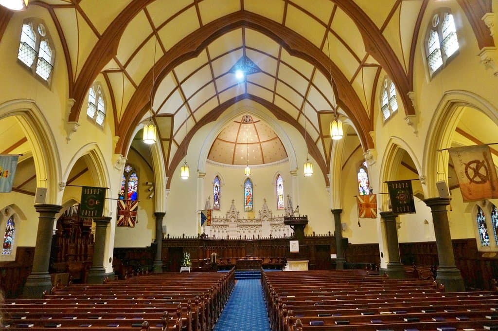 Very stunning and well lit