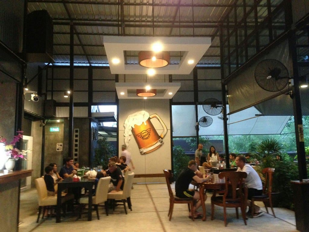 ฮ๊อกฟาเธอร์ ฟู๊ดทรัค