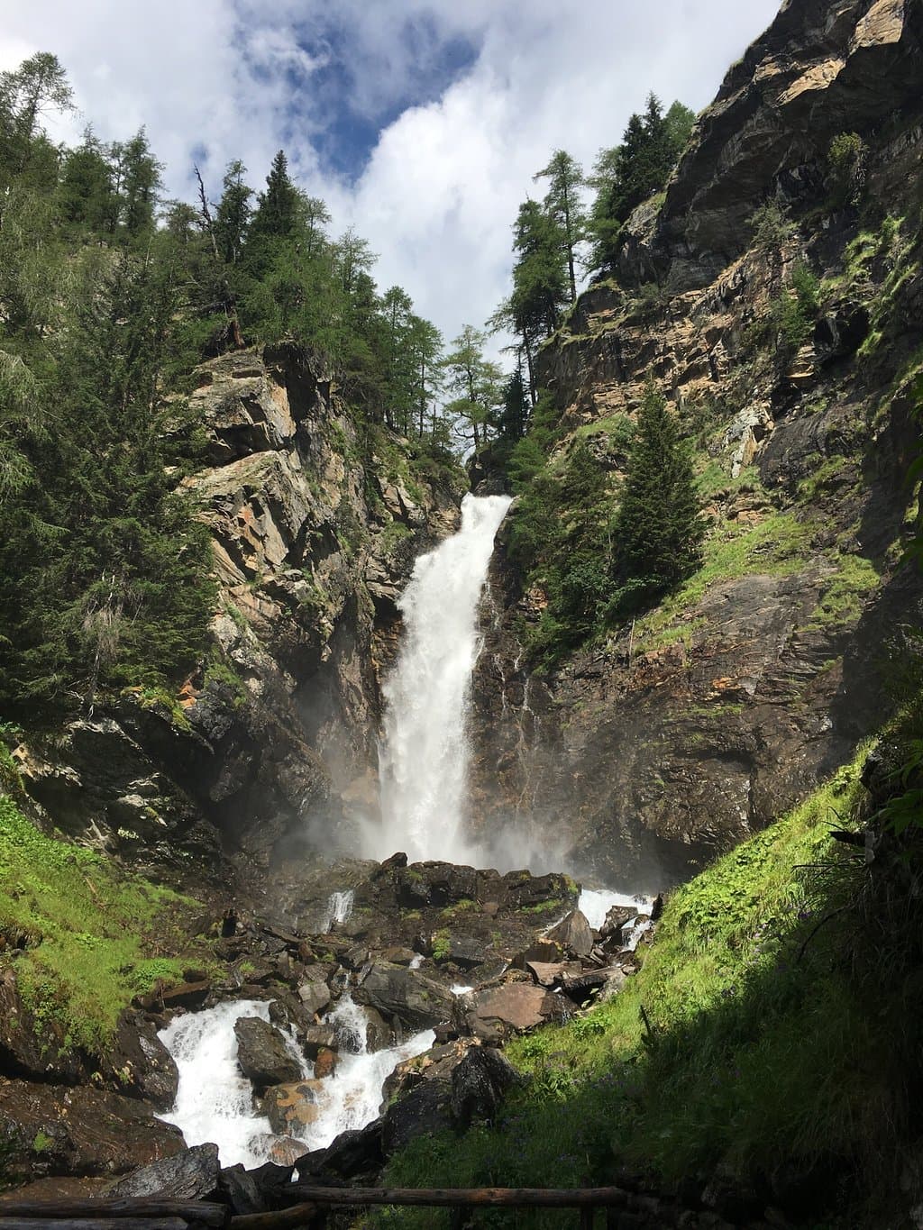 Saent Waterfalls