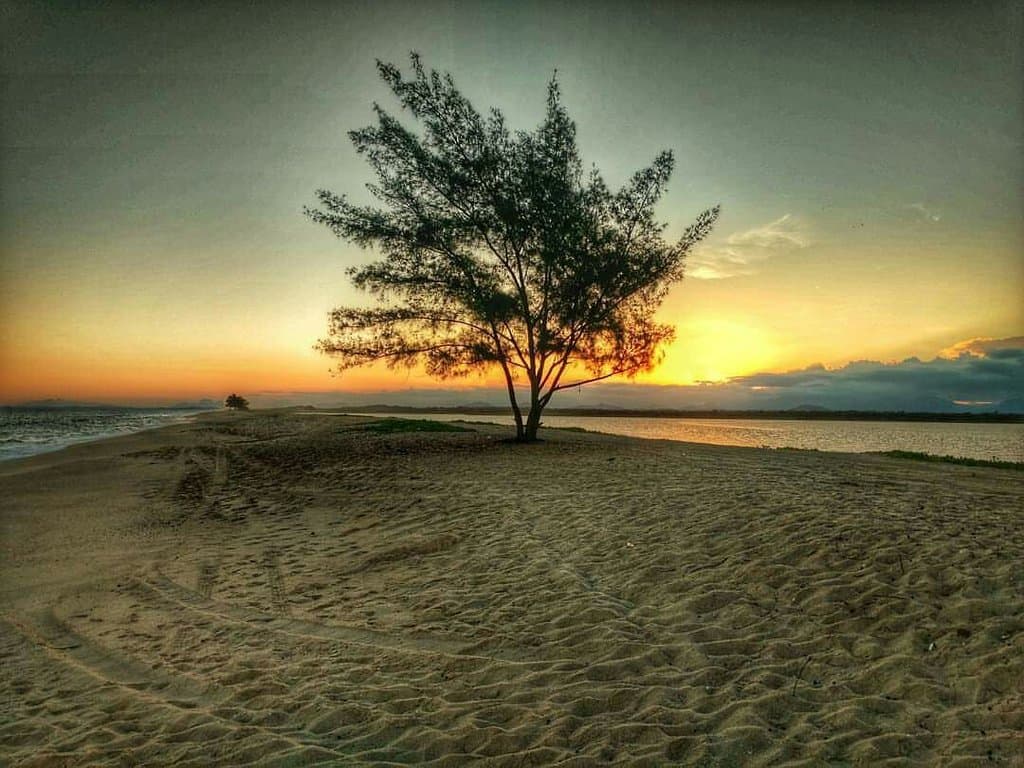 Carapebus Beach