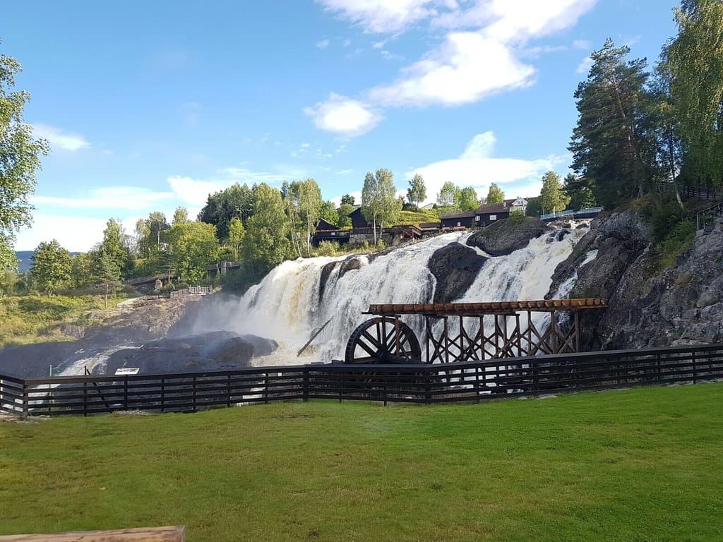 Haugfossen Waterfall