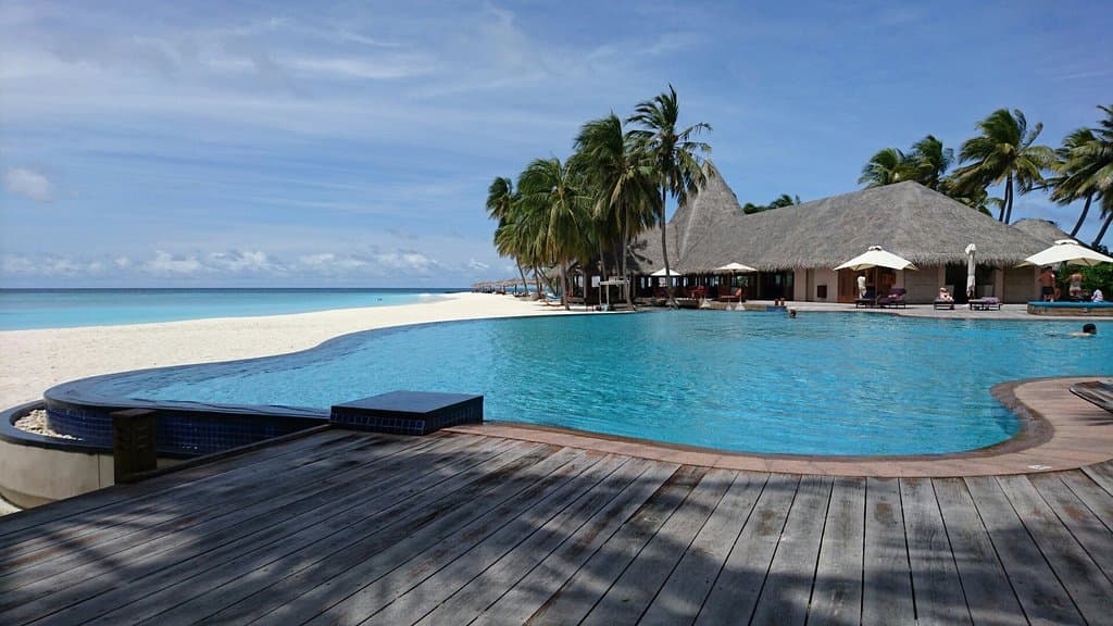 Veligandu Sandbank Rasdhoo Area