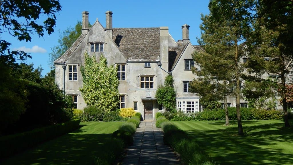 Avebury Manor & Garden