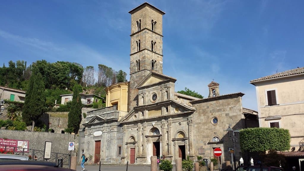 La Basilica di Santa Cristina con annesse catacombe e tomba della Santa
