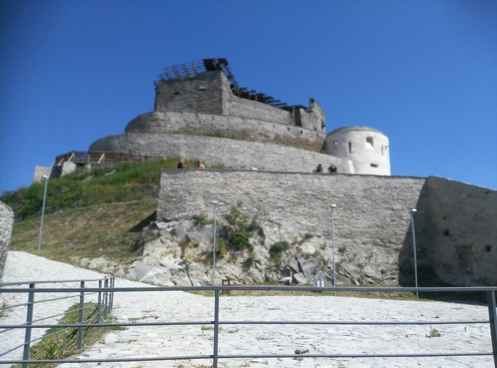 Deva Fortress