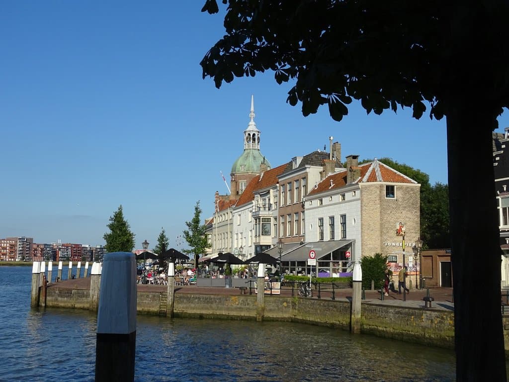 Groothoofdspoort (15de eeuw-1618)Dordrecht 