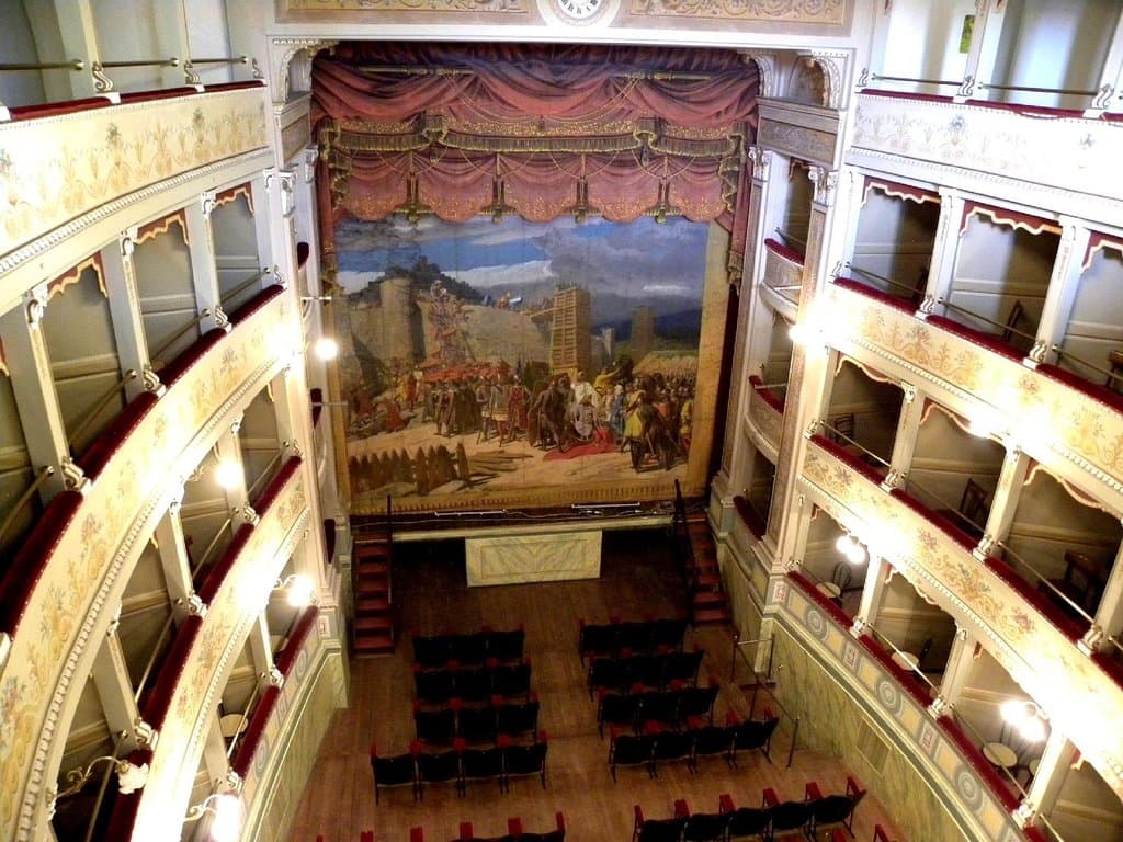 Interno del Teatro Sociale di Amelia