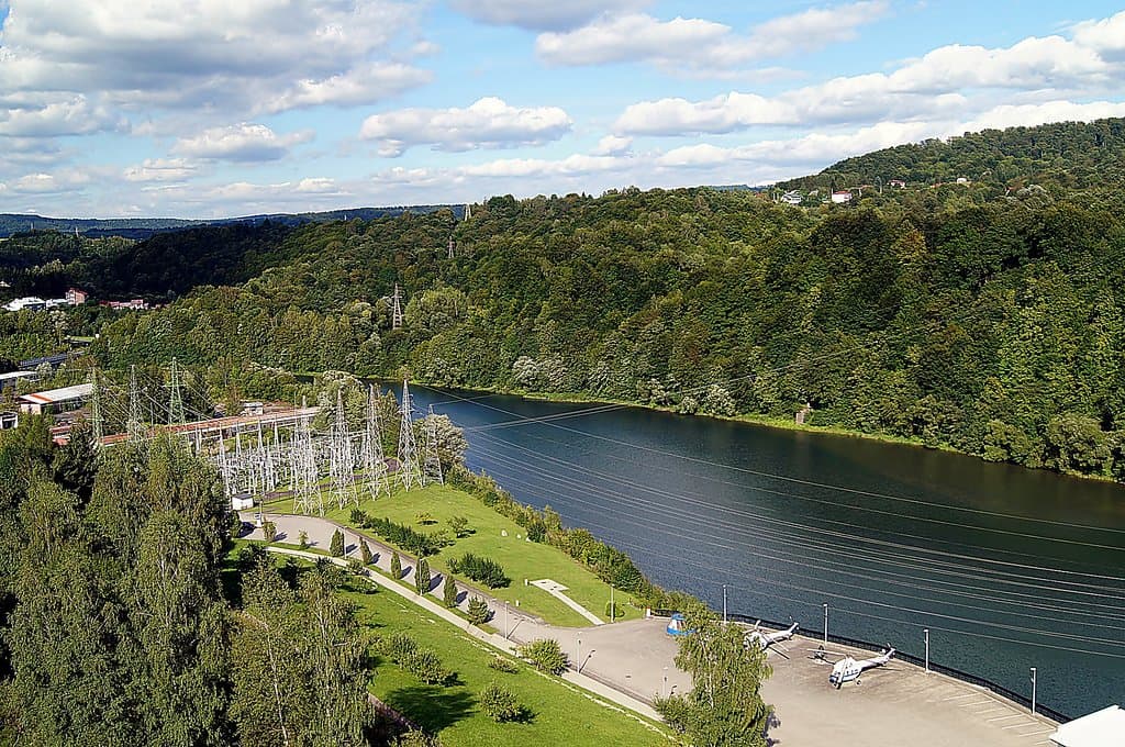 Widok na zaporę