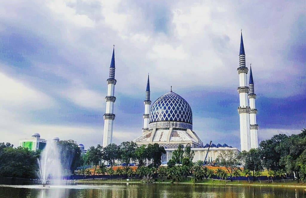 Masjid Tun Abdul Aziz (Masjid Bulat)