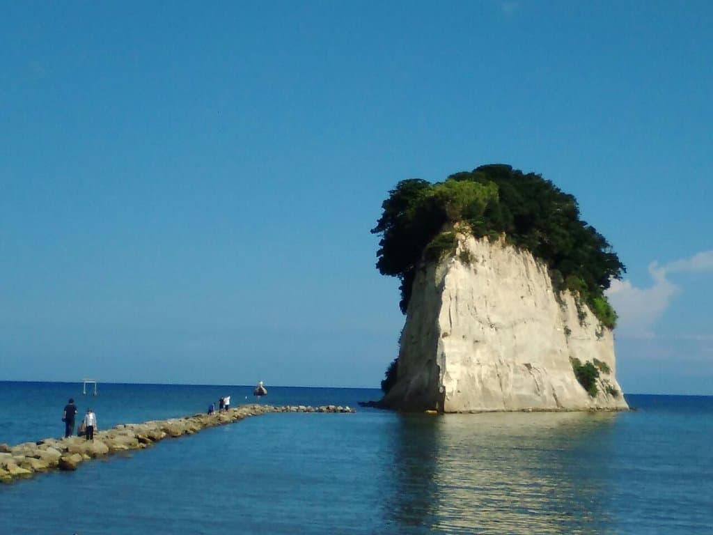 Mitsukejima Battleship Rock