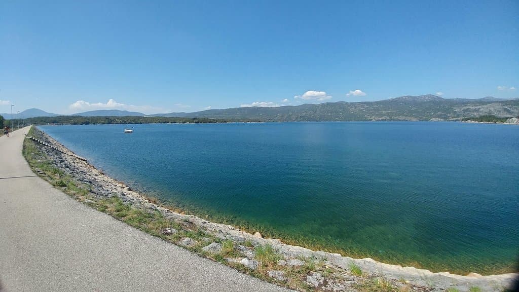 Krupac Lake