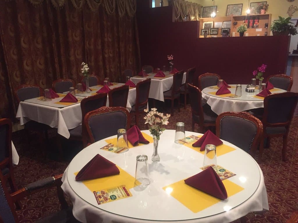 Another dining room in the buffet area.