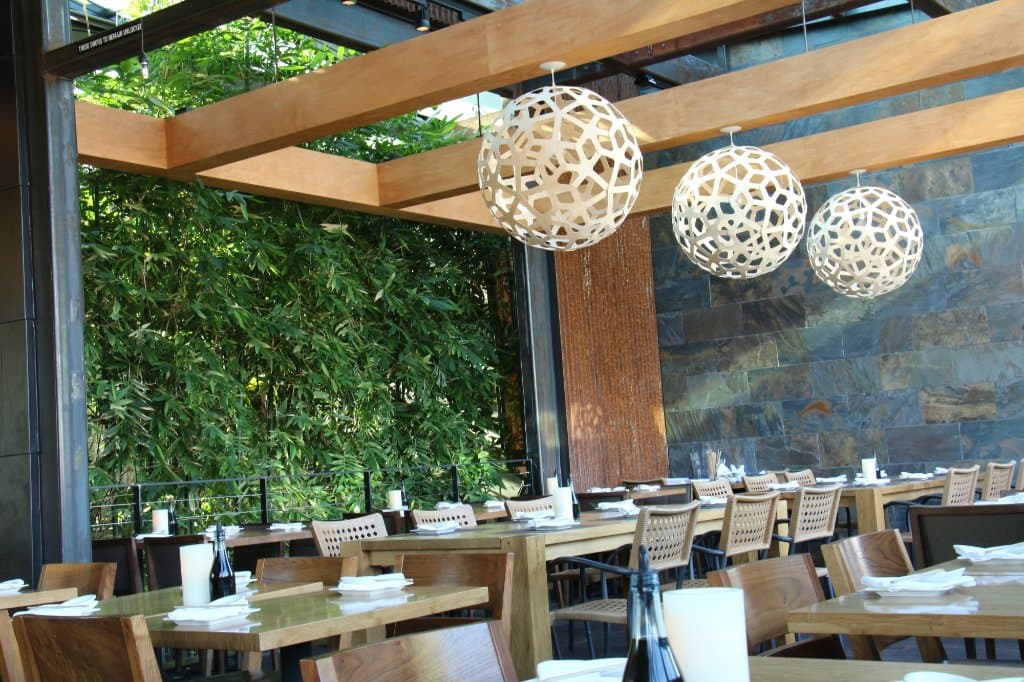Interior Izakaya Den