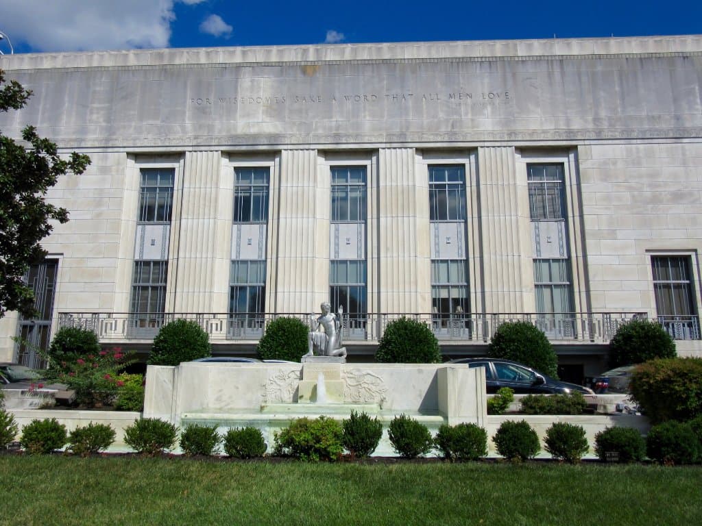 Folger Shakespeare Library