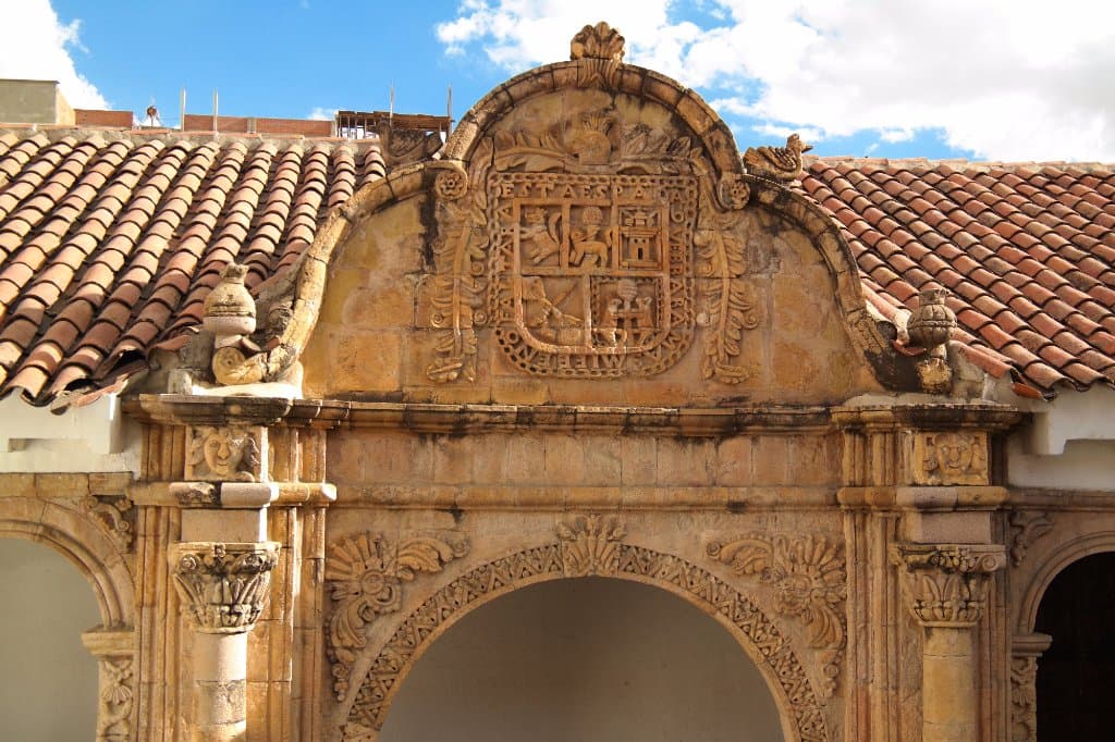 detalle del edificio, patio interno