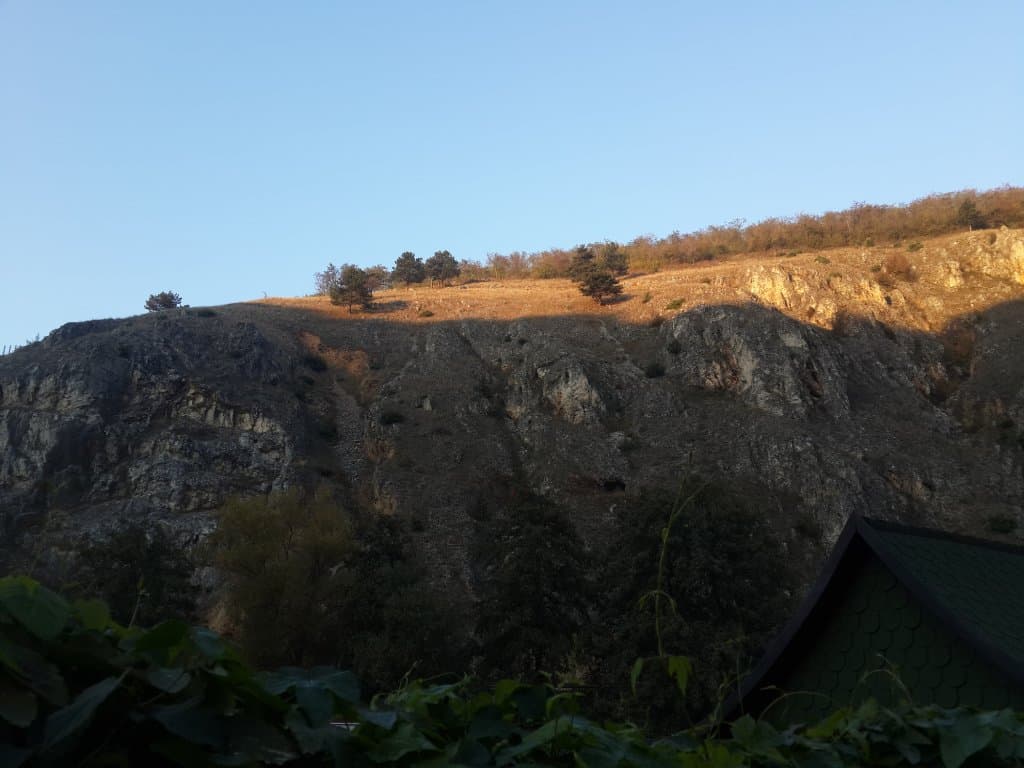 Marash yürüyüşünde güzel bir tepe görüntüsü