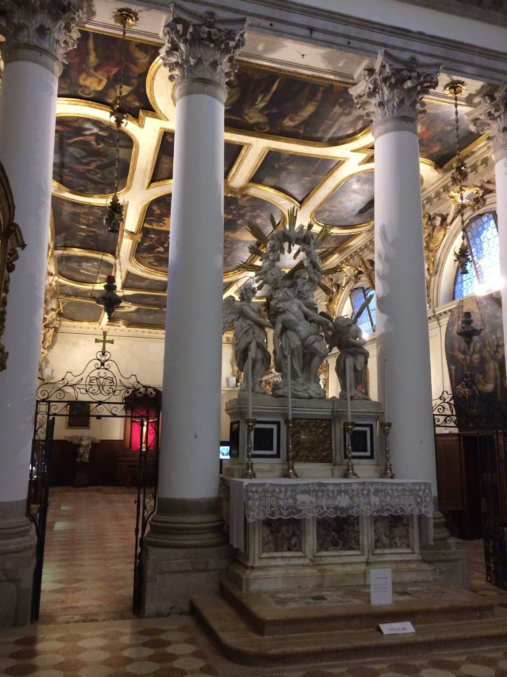 Oratorio con soffitto dipinto