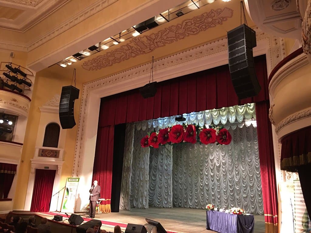 музыкально-драматический театр им. Н. В. Гоголя