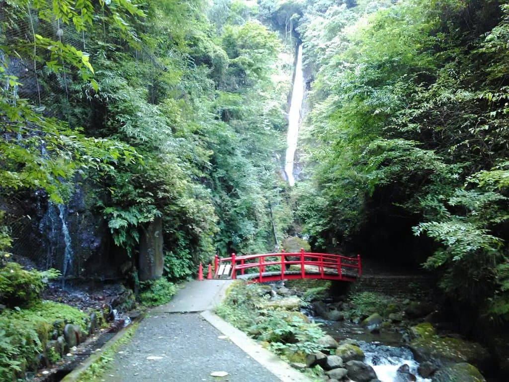 Shasui Falls Yamakita