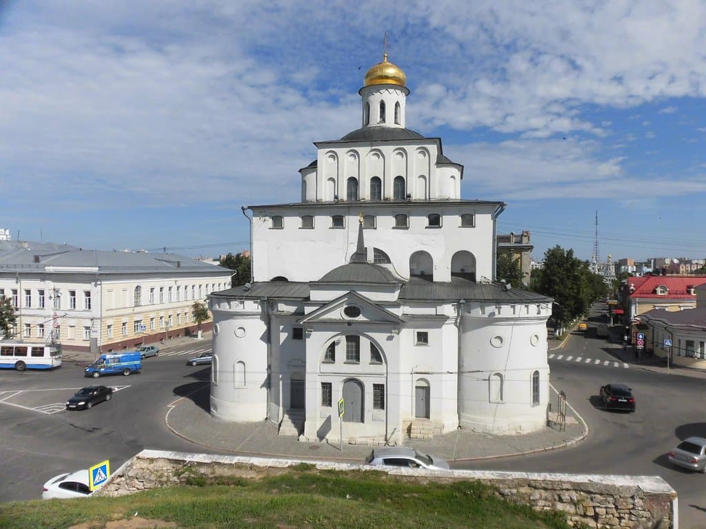 南側の土塁の上から