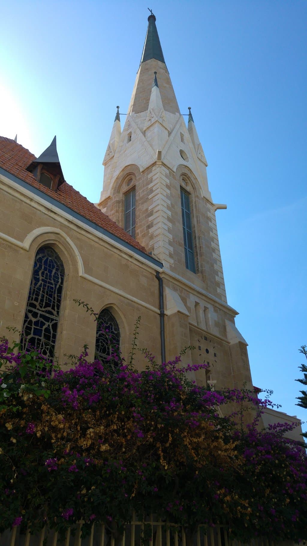 כנסיית עמנואל מופעל כיום על ידי הלוררנים