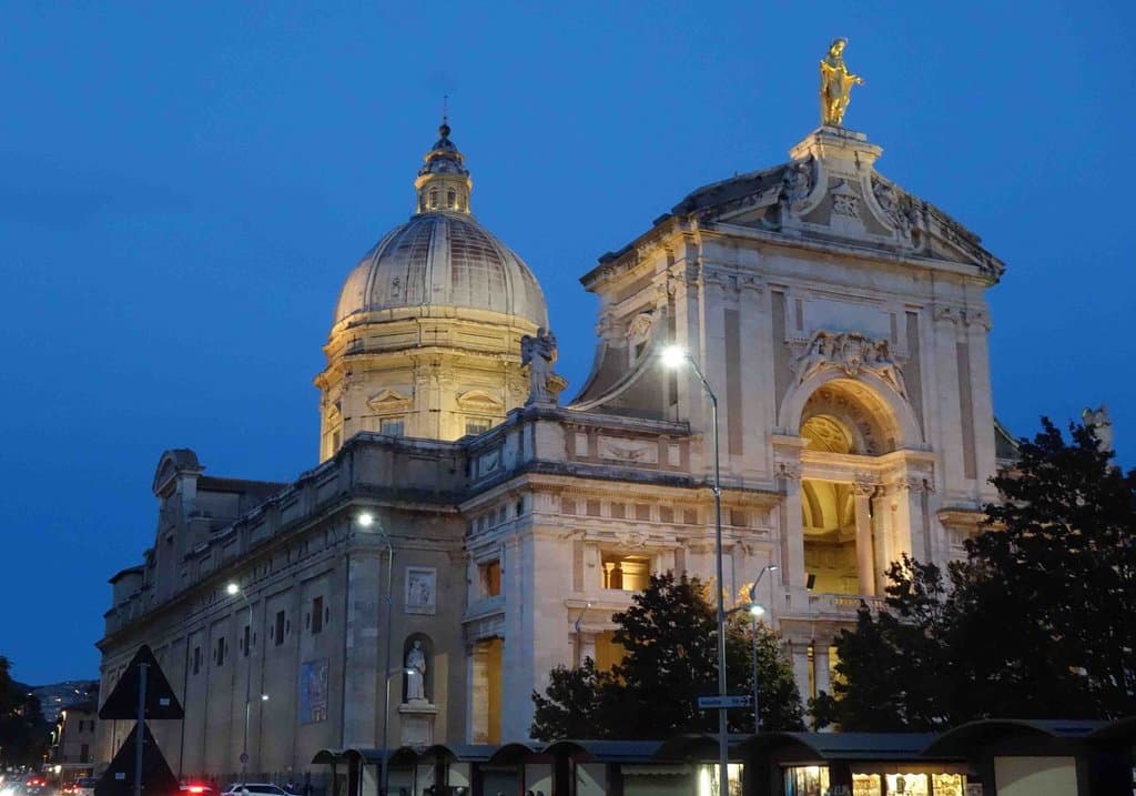 Early Evening, October 2016: Basilica di Santa Maria degli Angell