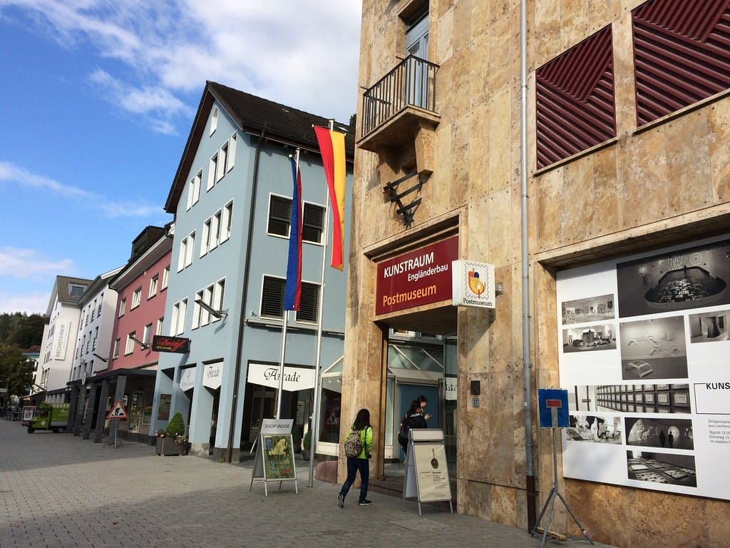 Entance (almost next door to treasure chamber)