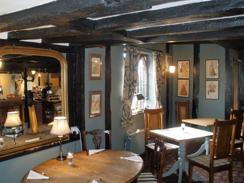 guess the rush was over, interior of part of pub