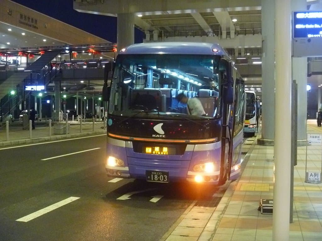 フロント
