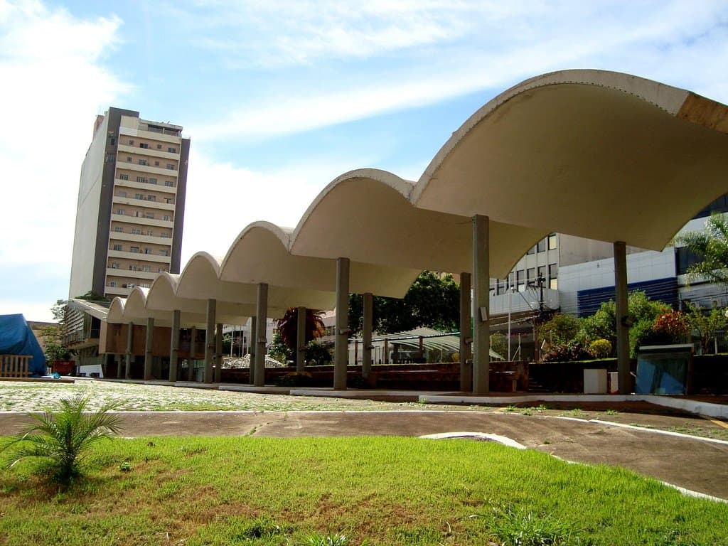 Vista posterior - Plataforma de passageiros,