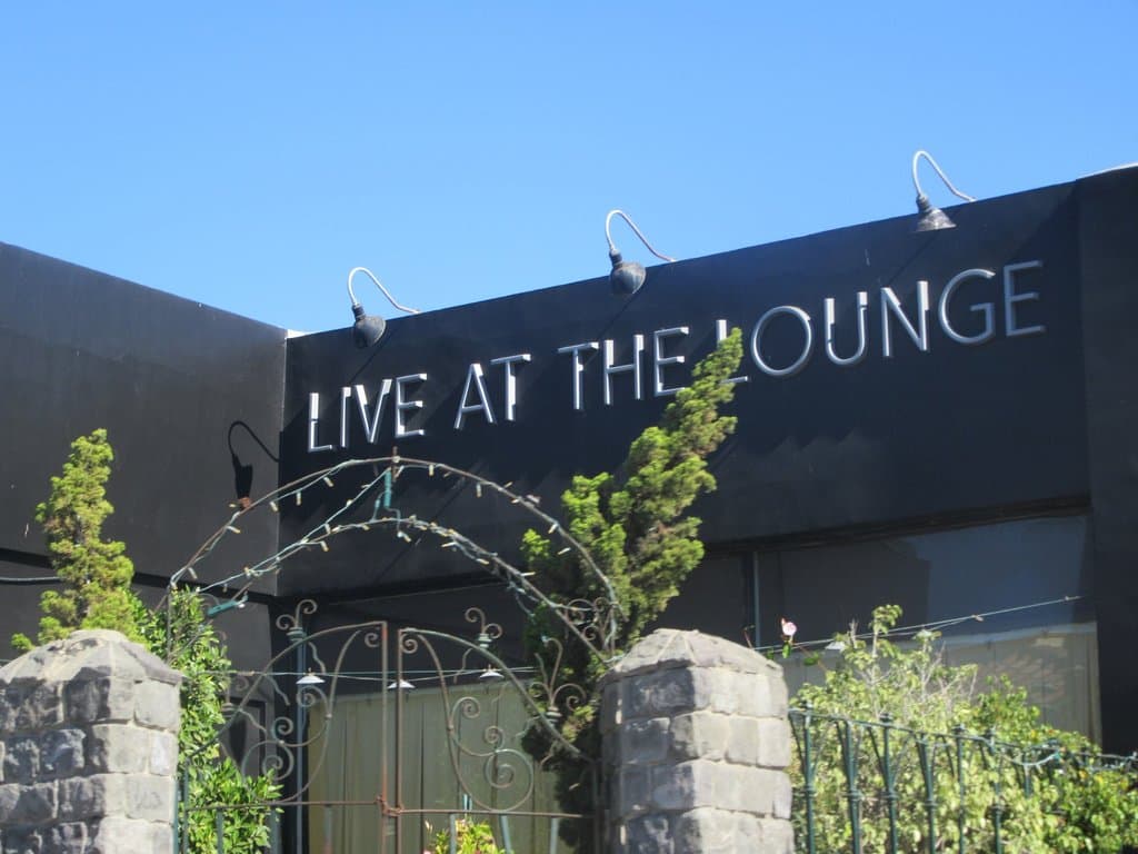 Live at the Lounge, Comedy and Magic Club, Hermosa Beach, Ca