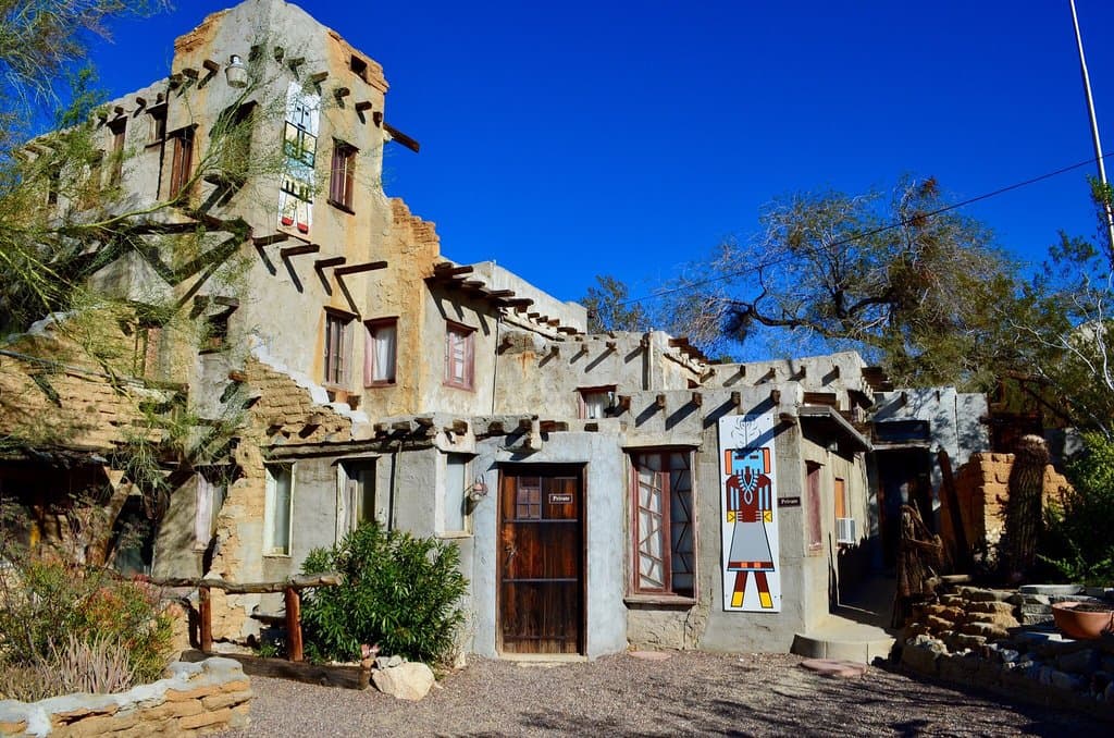 Cabot's Pueblo Museum