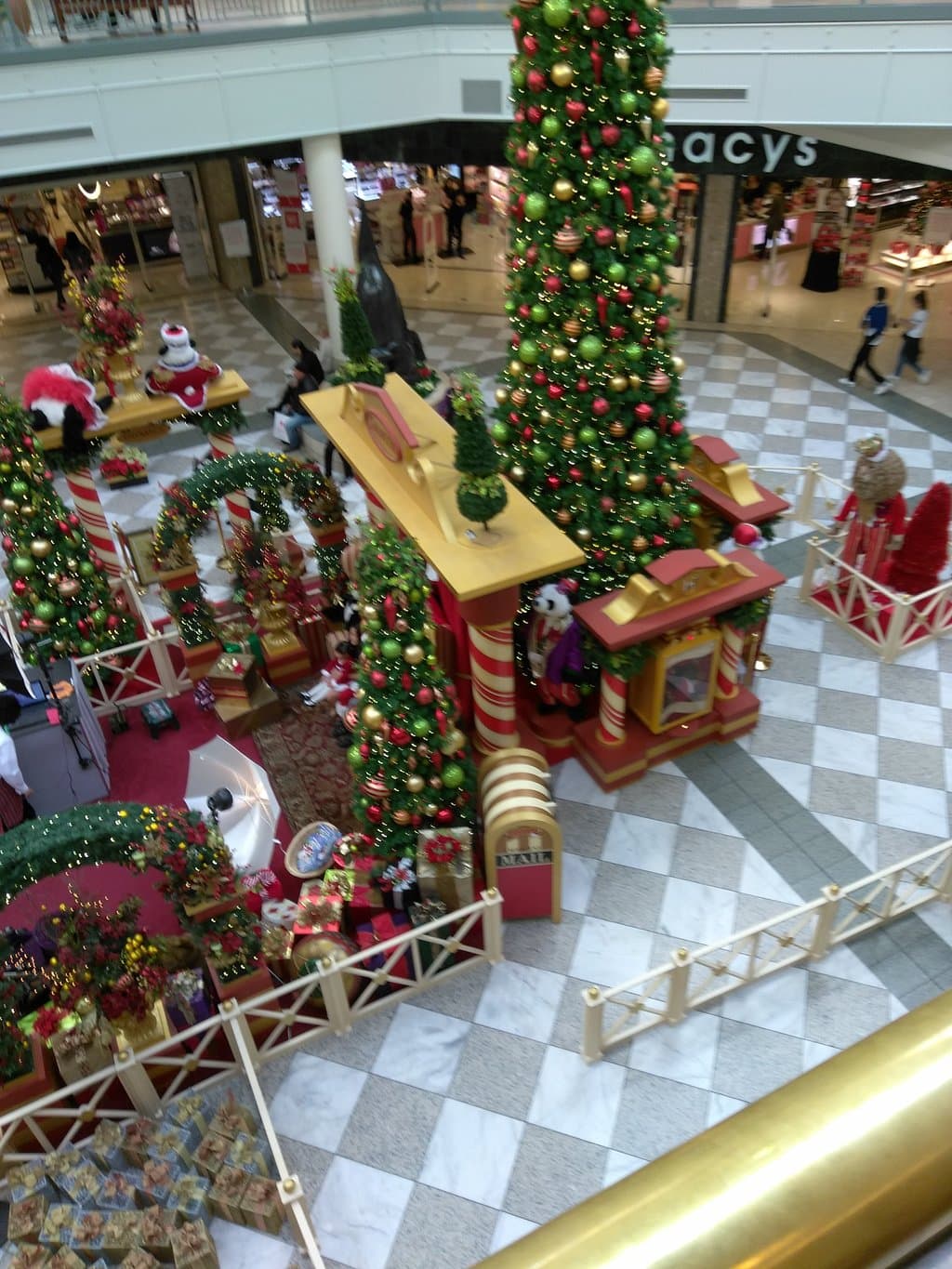 Hillsdale Shopping Center