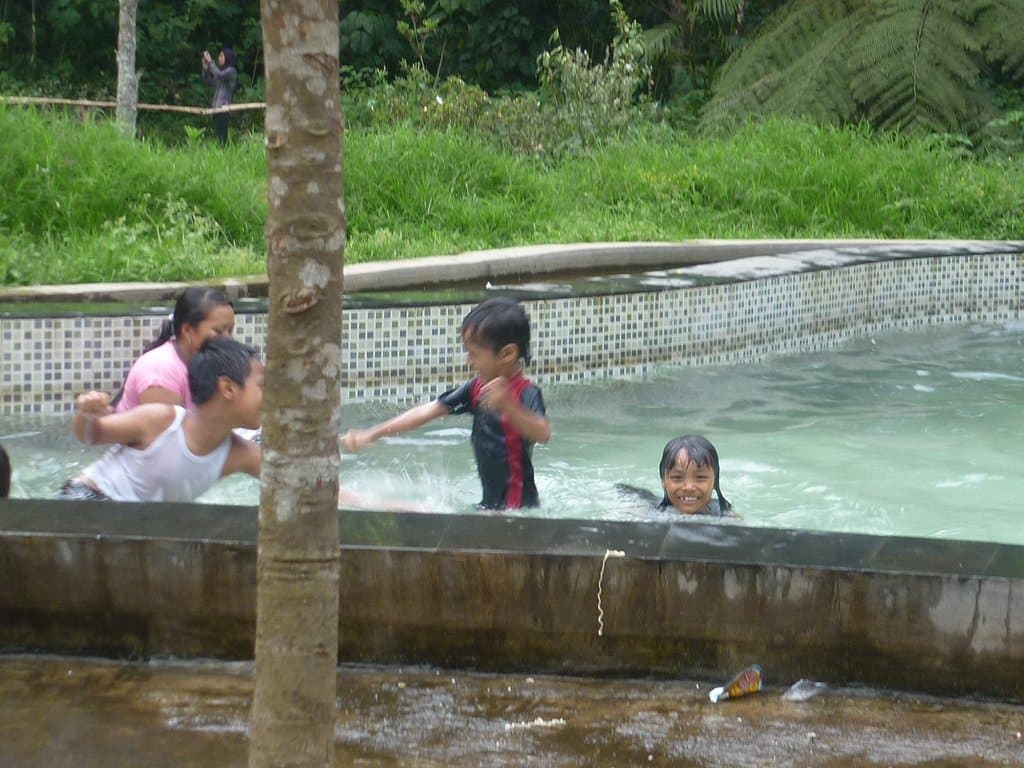 Cangar, Batu