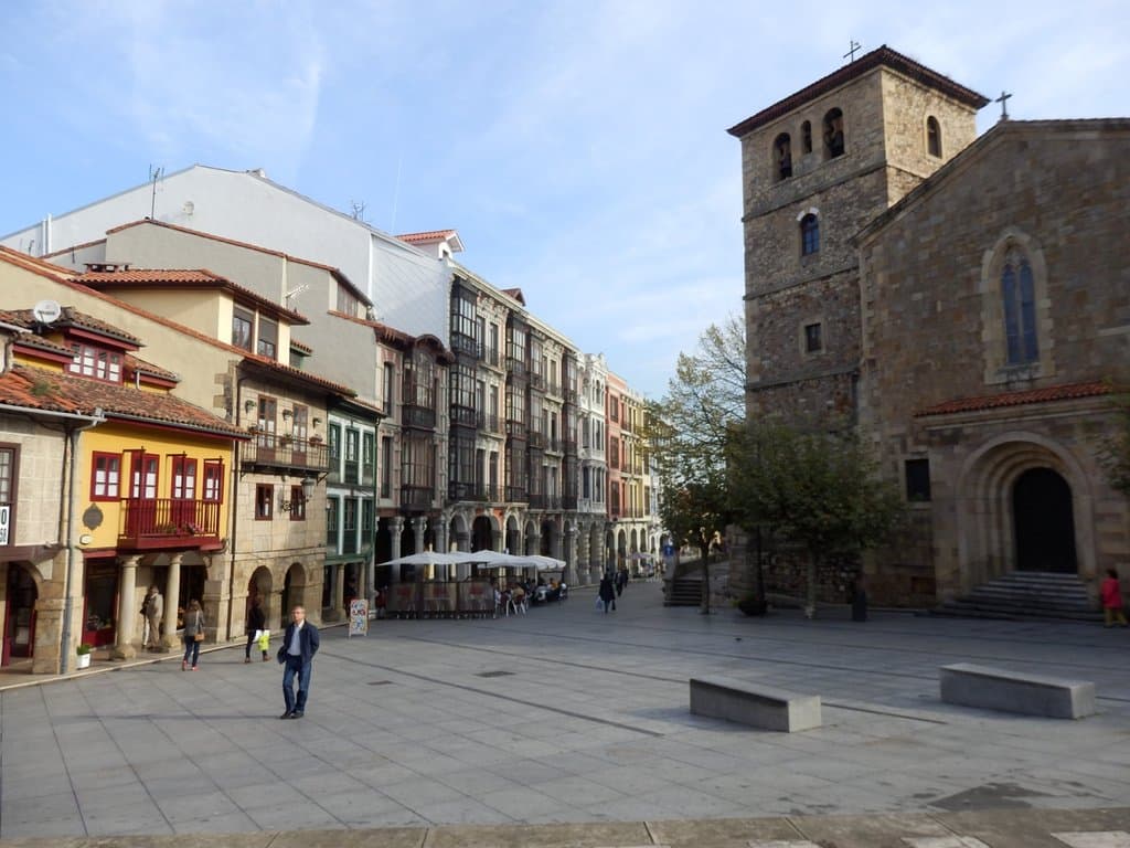 Plaza de los Hermanos Orbón Market Hall