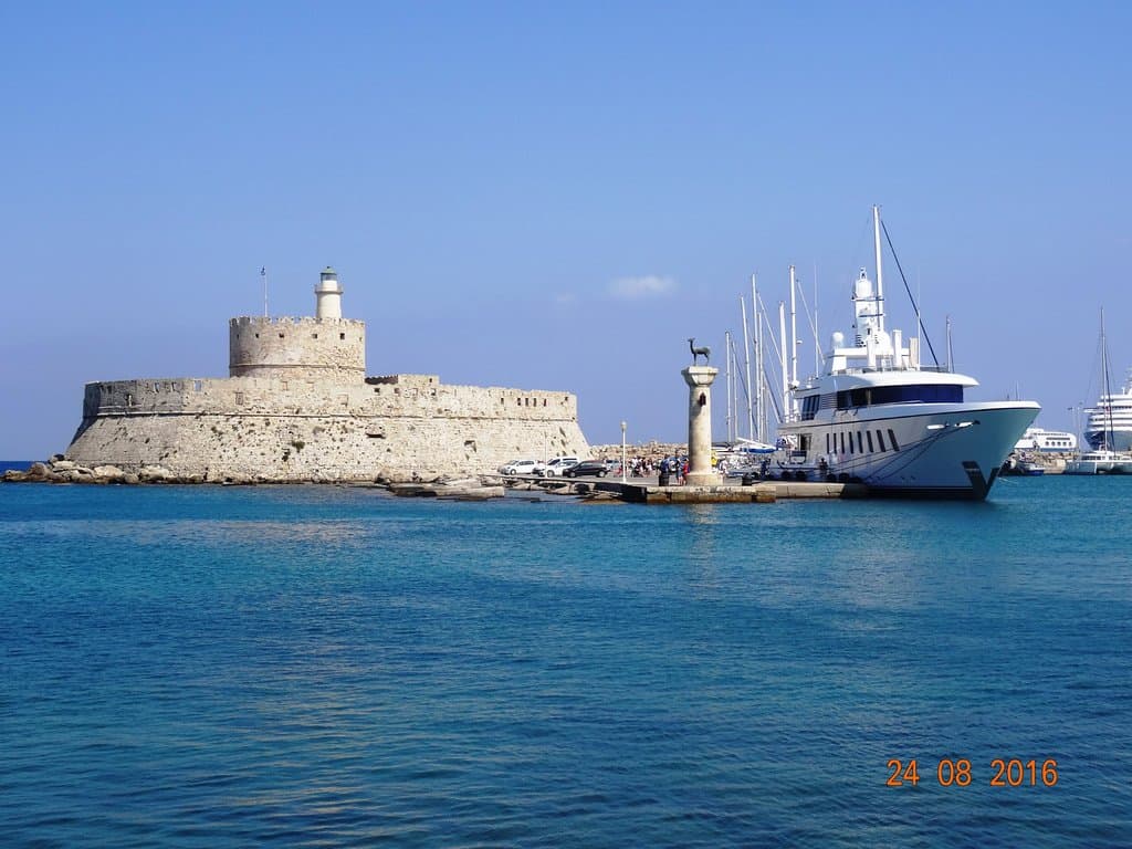 Eleftherias Square Mandraki