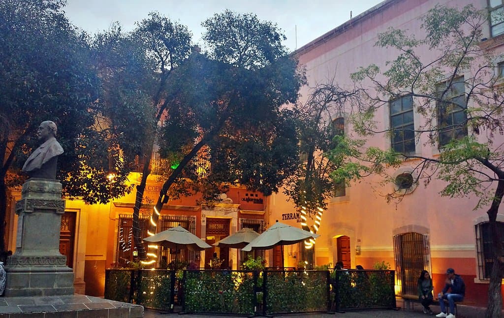 Small plaza near St Agustín church with a few charming patio restaurants.