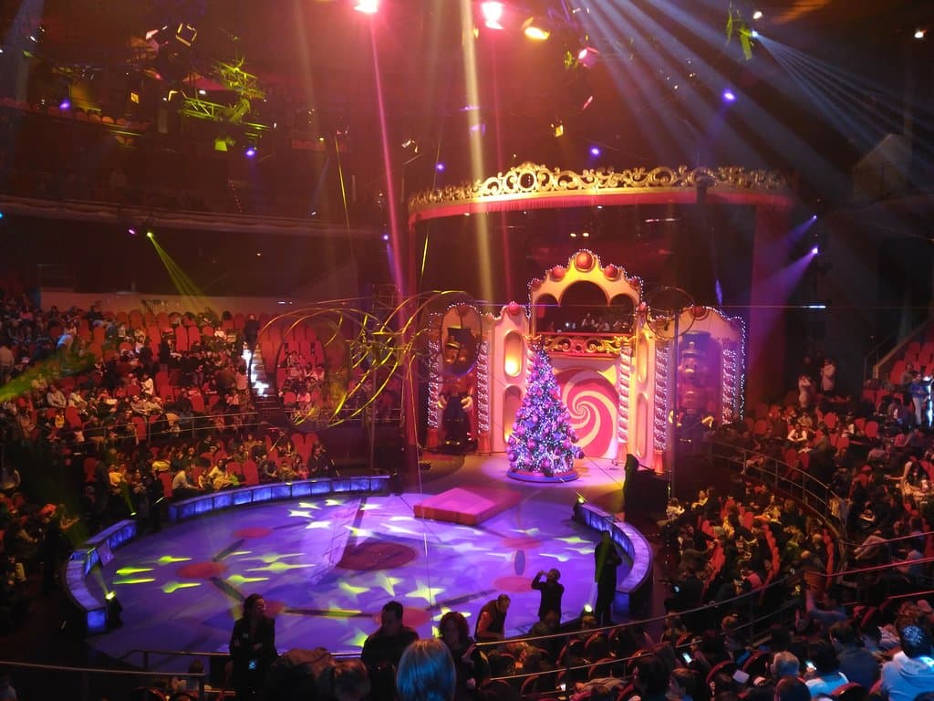 Enjoy a Night at the Circo Price Theatre