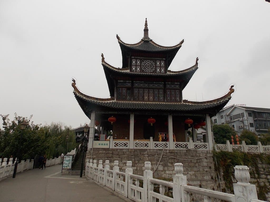 bridge over to pavilion