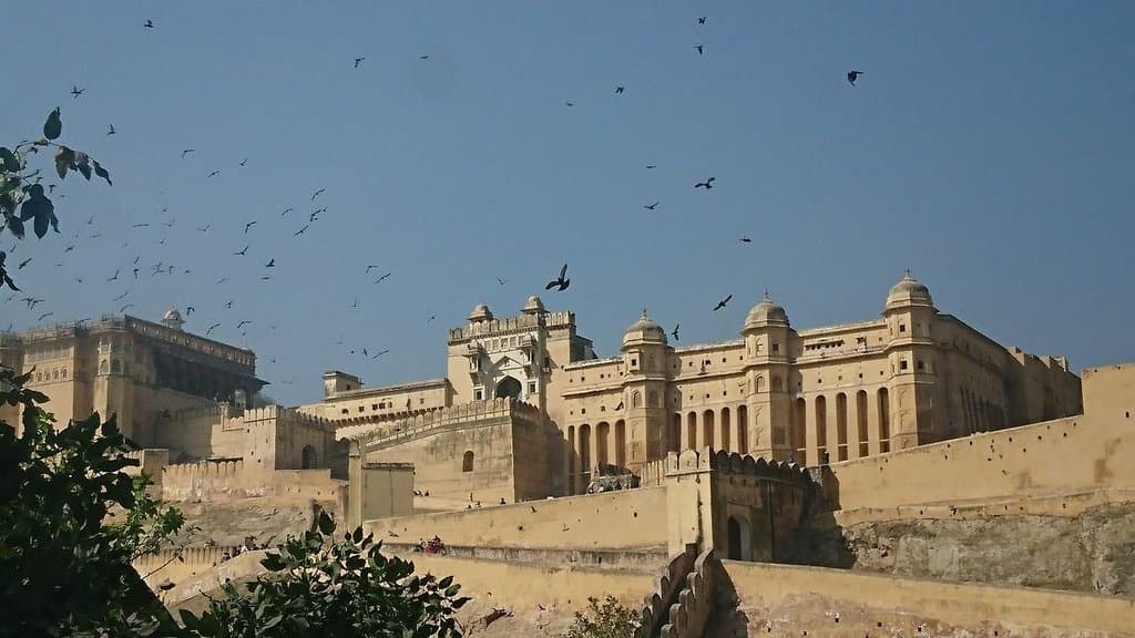 Khaba Fort and Abandoned Village